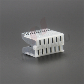 3 XMCL7-X Miniature circuit breaker Arc chute